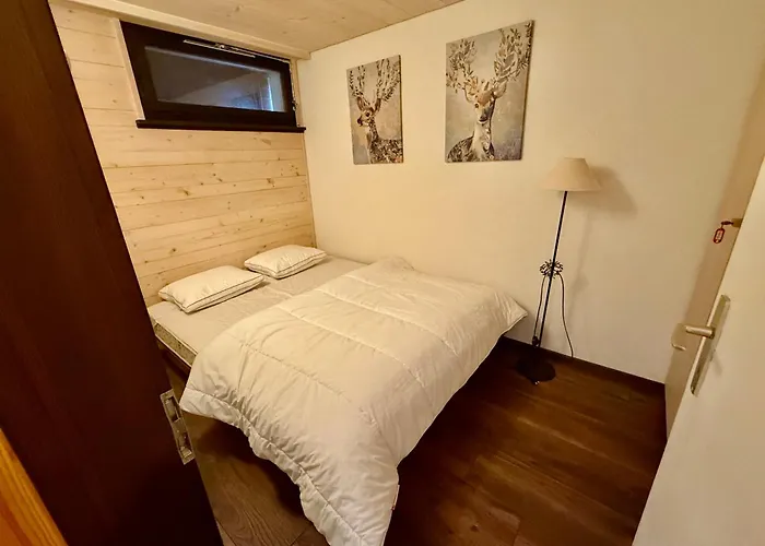 20 2 Beautiful For A Family *